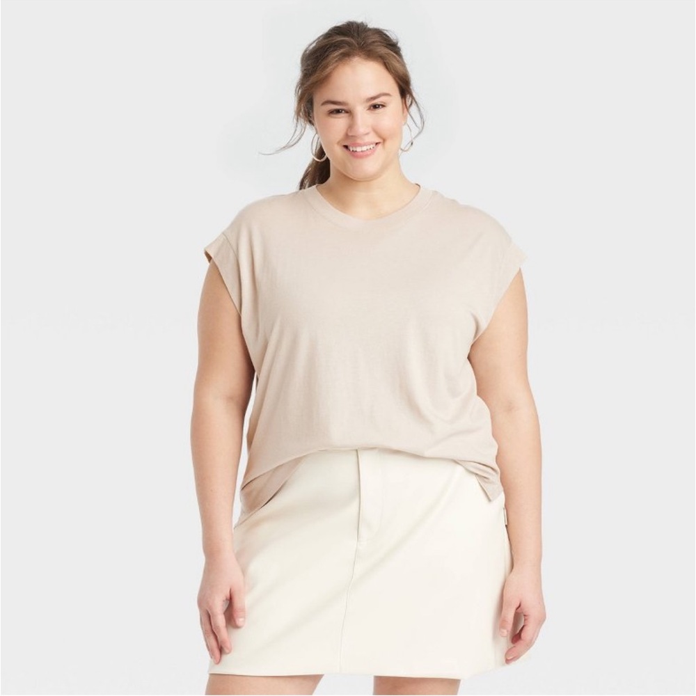 NWT Plus Size T-Shirt - 3X